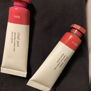 Glossier cloud paint duo